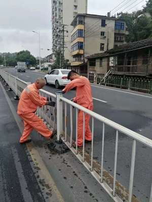市政园林所持续做好城区道路及市政设施维护