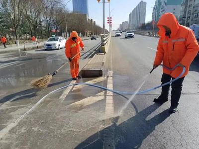 【创建全国文明城市】开启“春季洗城”模式 扮靓城市“洁净底色”