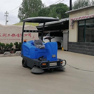 唐山报价 电动扫地清扫车 公园物业道路扫路车 驾驶式扫路车