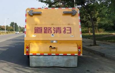 豪沃牌重汽王牌10-12方扫路车