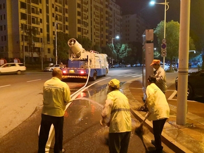道路更洁净 家园更美丽
