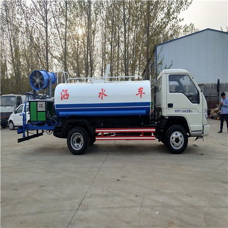 牡丹江8方洒水车10方洒水车12方洒水车5方洒水车厂家质保