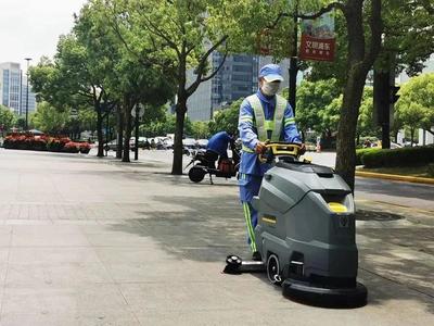 从"清道夫"到"城市美容师"!来看浦东道路保洁30多年里的大变化