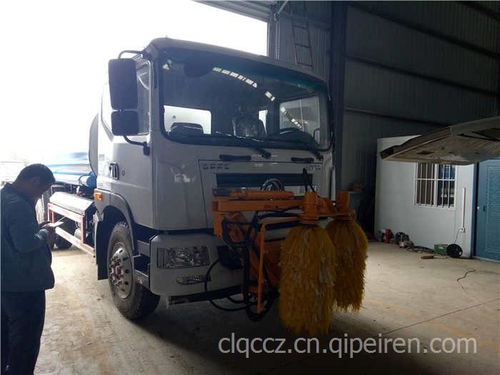 【高速公路护栏清洗车多少钱,城市隔离护栏清洗车多少钱,clw5070gqxq5价格,图片,配件厂家】
